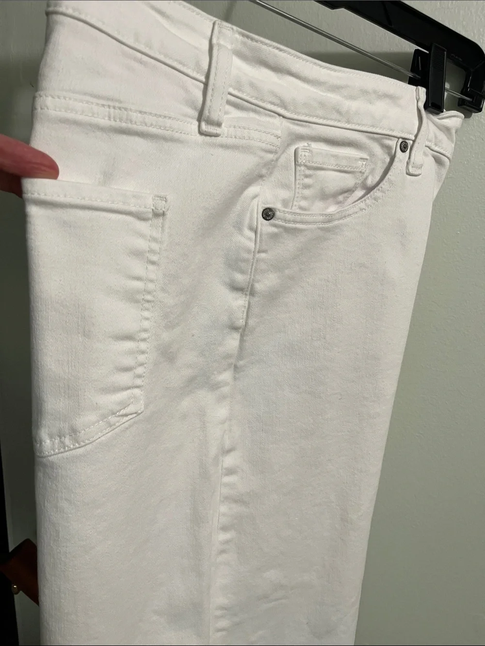 CHICO'S White High Rise Wide Leg Crop Jean